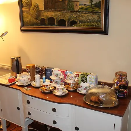 Bed and breakfast Loughnagore House 4*